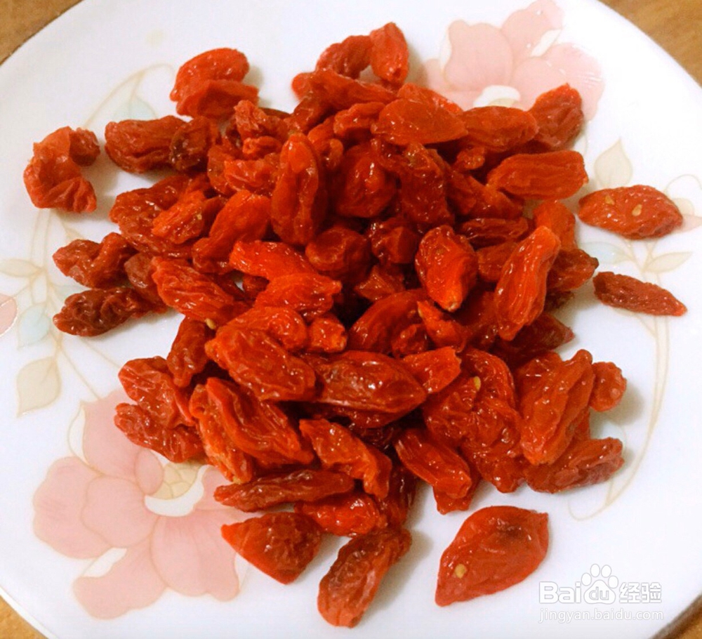 皮蛋上汤娃娃菜的做法