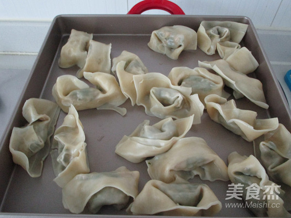 油炸荠菜馄饨
