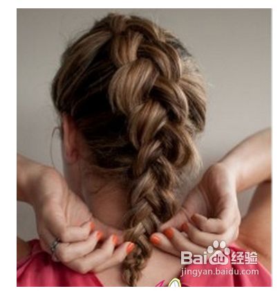 简单盘发编出来的精致感