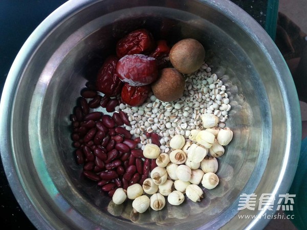 薏米红豆莲子汤