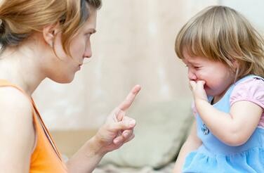 孩子比较任性怎么办？