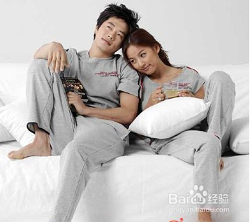 让夫妻关系瞬间提升的5个亲密方式