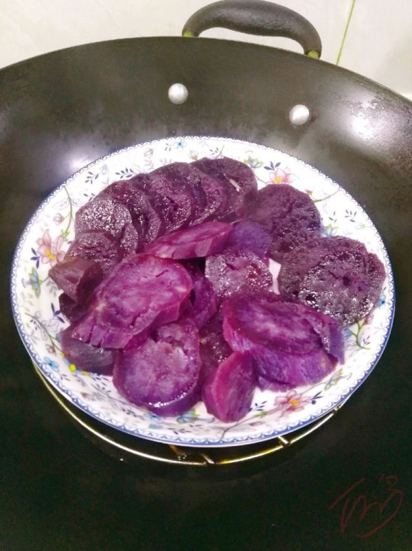 吐司新吃法紫薯三明治