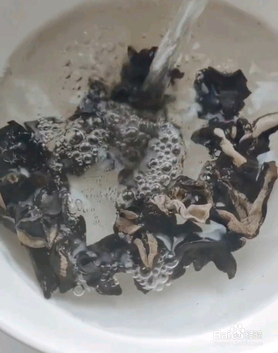 双椒鱼头的做法