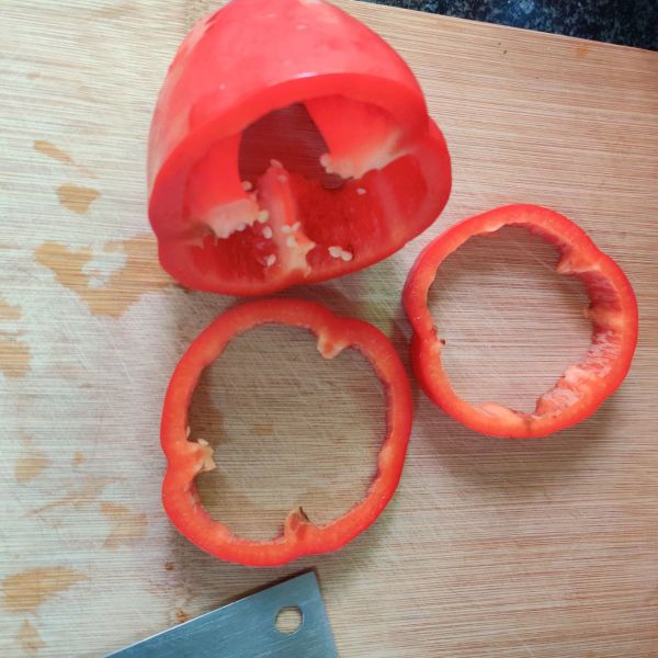 彩椒鸡蛋火腿三明治