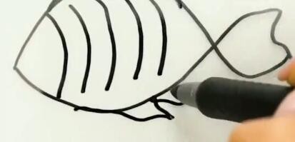 用纸怎样折出有趣的玩具