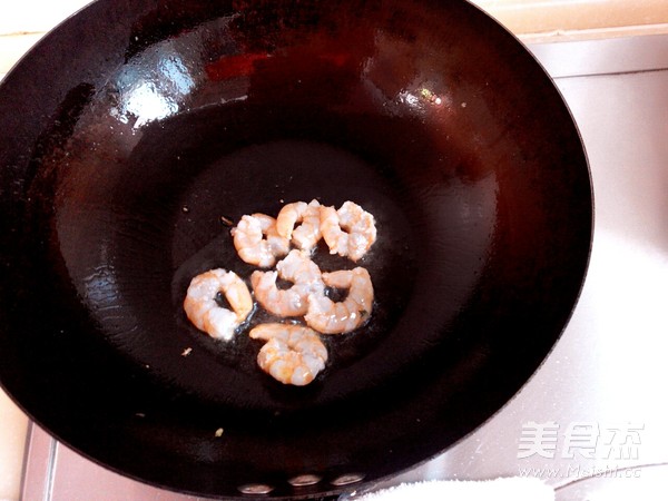 韭菜鲍菇炒虾仁