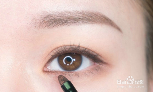 学化妆好不好?有前途吗?