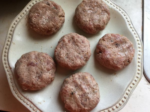 鹅肝酱牛肉汉堡