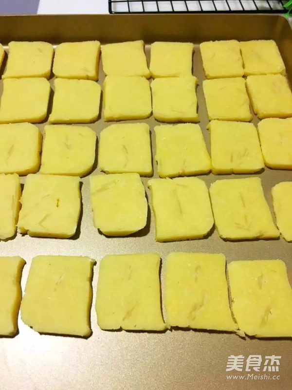 杏仁饼干的做法