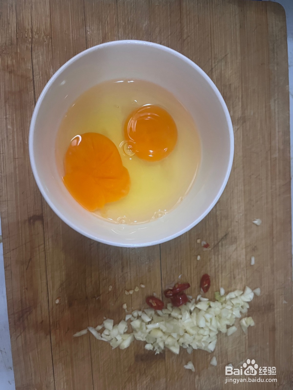 西葫芦炒鸡蛋的做法