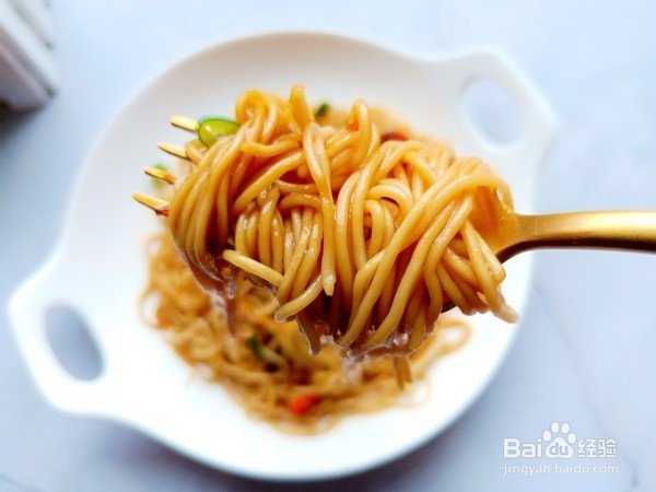葱油拌面的做法步骤