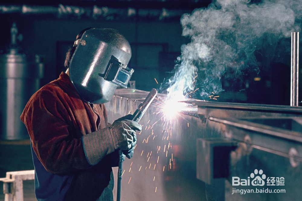 怎样正确使用电焊机?