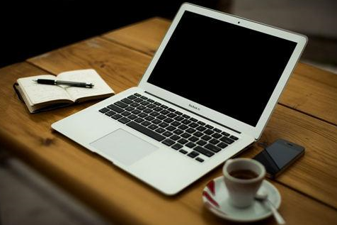 笔记本电脑外壳上的划痕可以修复吗