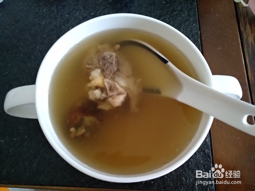 吃光光的肝火鸡骨草灵芝猪骨汤