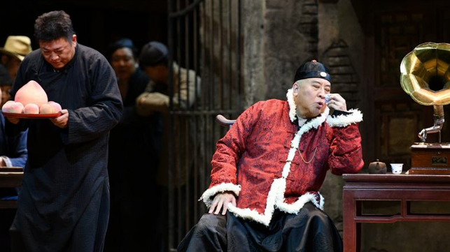 《骆驼祥子》刘四爷对祥子和虎妞的态度如何反映了他什么思想