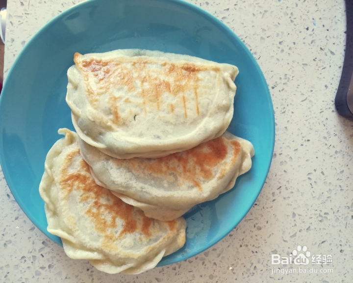 香气浓郁的韭菜盒子