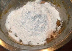 南瓜芝麻球的做法