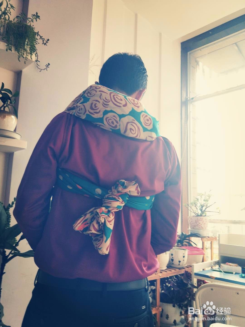 颈肩疼痛怎么办？热水袋来帮你