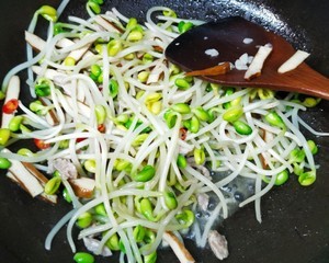 豆芽炒豆干的家常做法