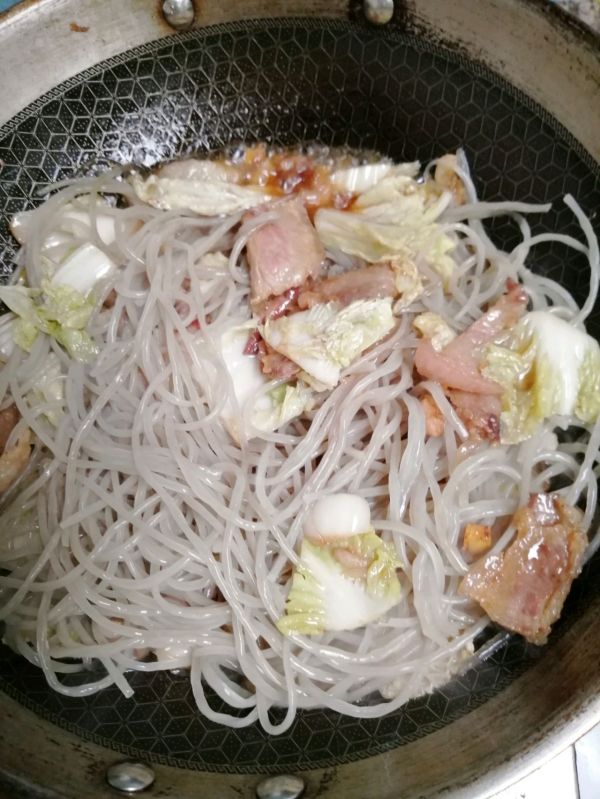 猪肉白菜炖粉条