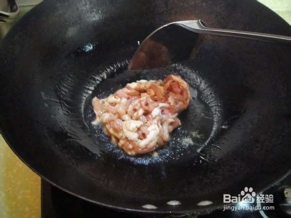 如何炒青笋肉丝？