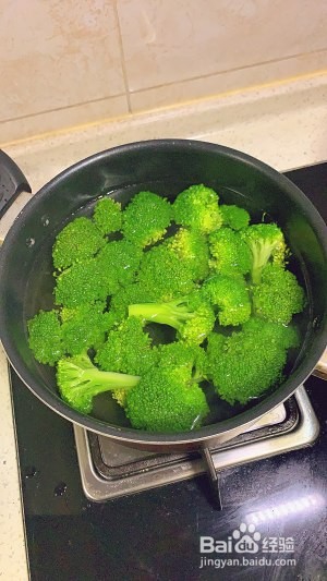食补佳品香菇西兰花的做法