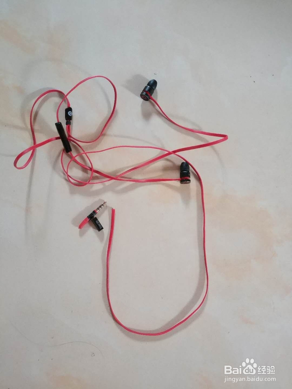 beats 面条线耳机听不到声音维修（更换插头）