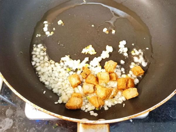 油渣小白菜+猪油拌饭（童年的回忆)