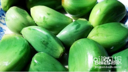 腊八蒜是绿的好？还是不绿的好？