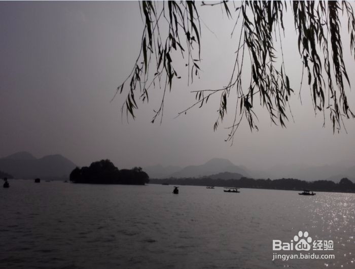 深夜无人的时候你会不会莫名的情绪低落