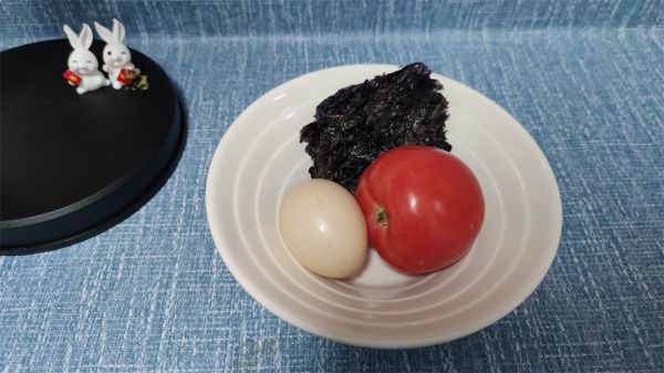 西红柿煎蛋酸汤丸子