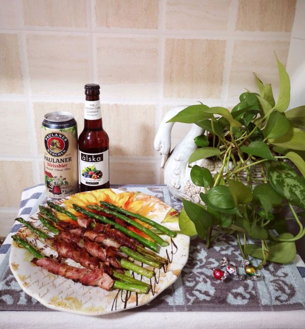 香煎培根芦笋卷