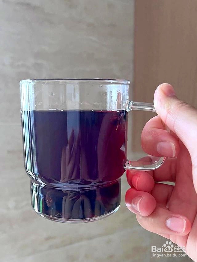 年轻人有白头发了别焦虑，试试三黑茶吧