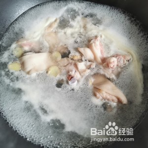 美食荤菜--猪蹄汤