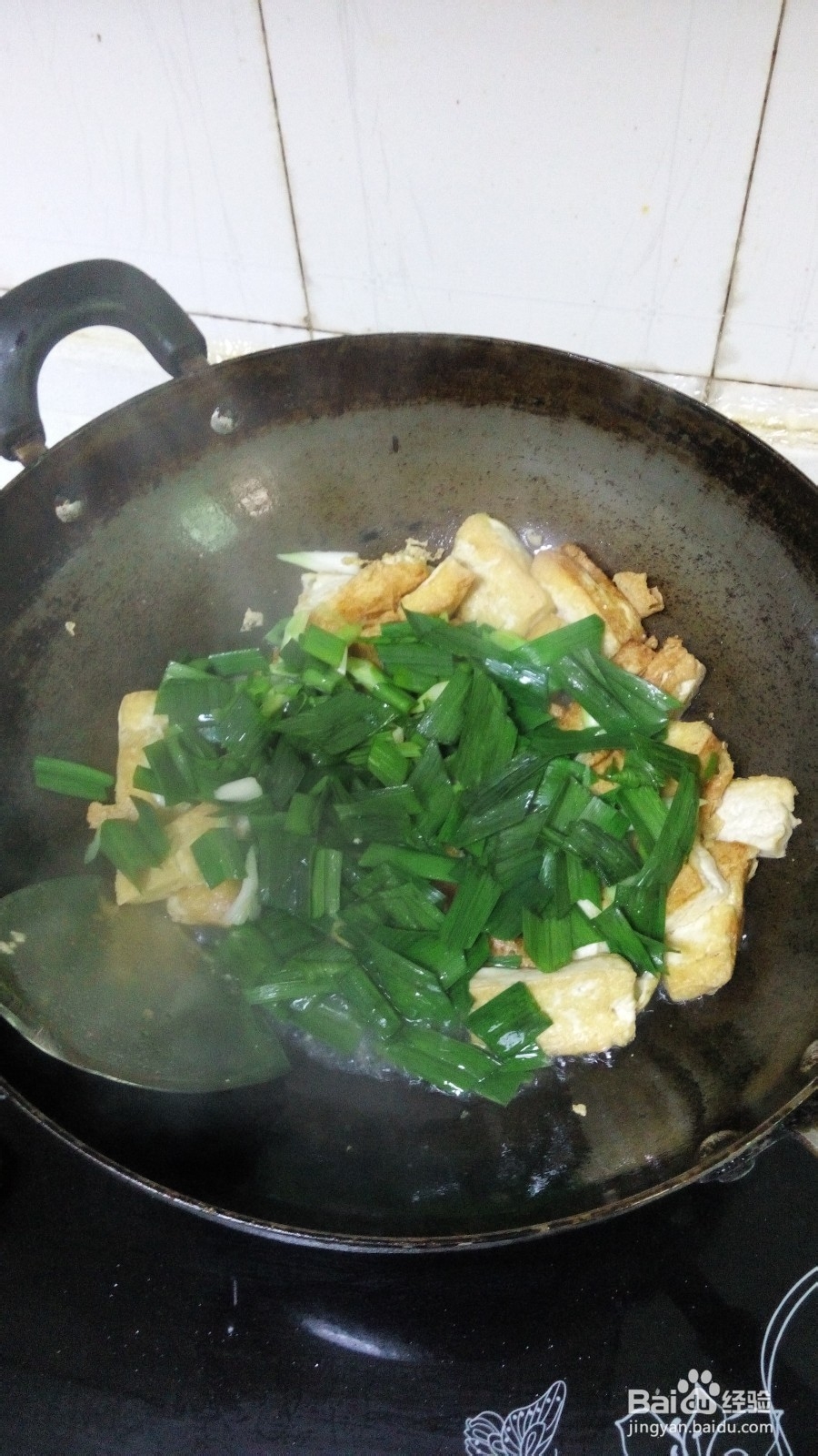 家常小菜青蒜拌豆腐