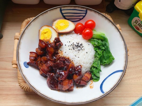 酱香卤肉饭这样做