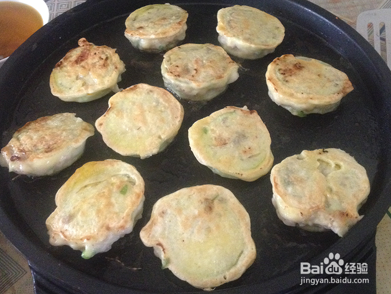 用电饼档煎茄肉饼