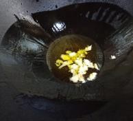 如何做紫甘蓝炒藕