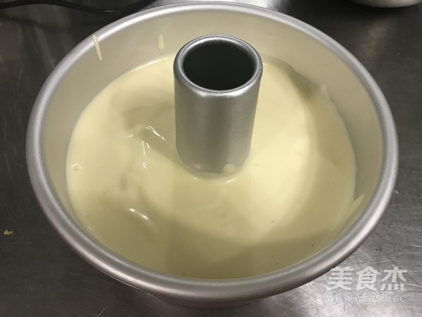 朗姆酒葡萄干戚风蛋糕