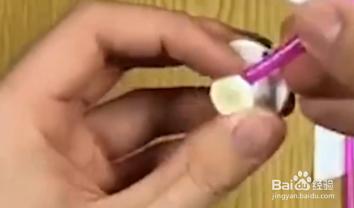 如何用吸管和扇叶自制竹蜻蜓？