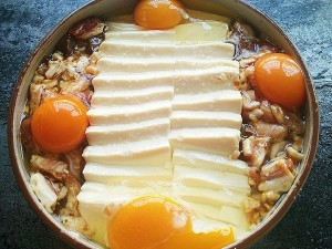 河南特色-芳华豆腐抱鸡蛋怎么做