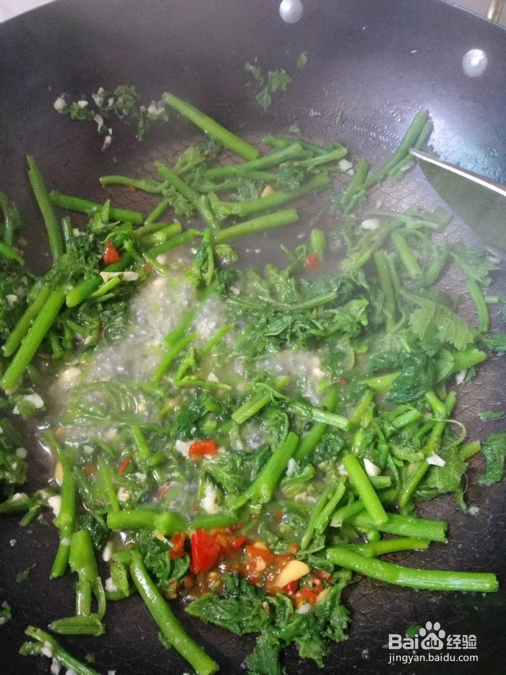 美食：清炒南瓜藤