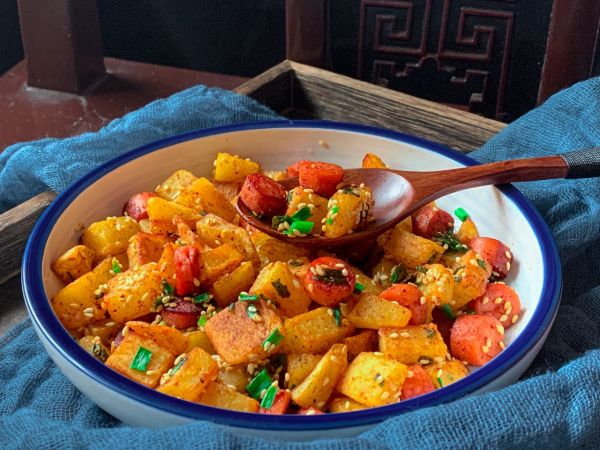 孜然土豆火腿肠