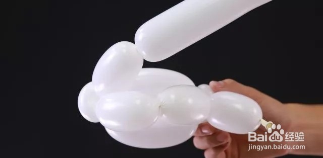 如何用气球做大白