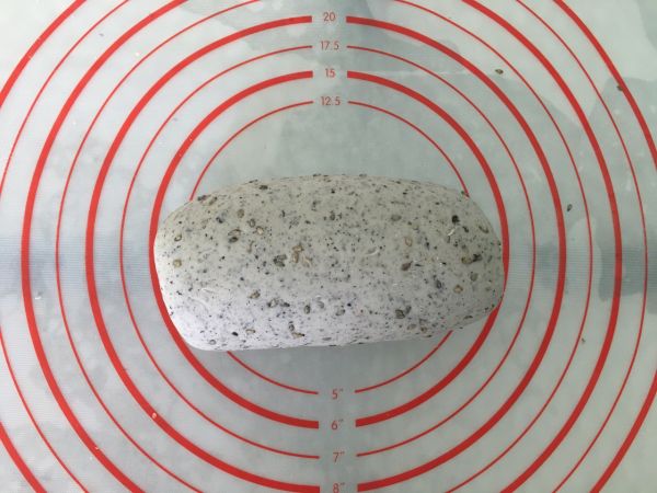 黑芝麻牛奶馒头