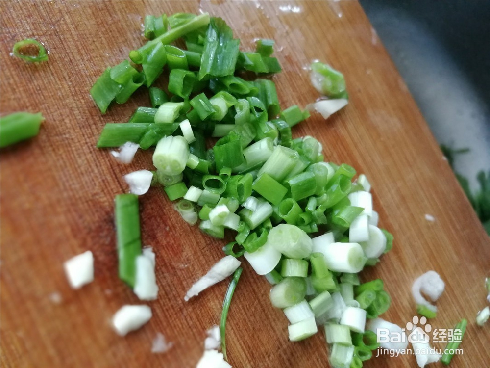 猪腿肉拌芹菜段