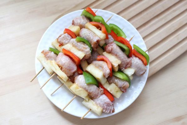 香菠甜椒无骨鸡肉串