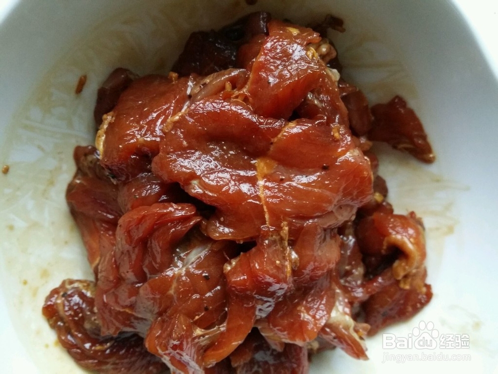 苦瓜炒牛肉的家常做法，传统又经典的菜式