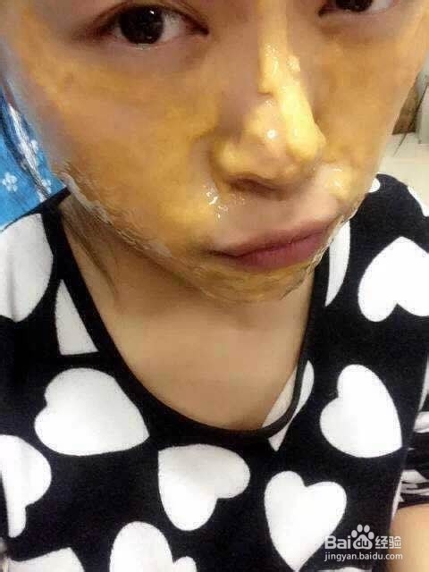 纯天然手工DIY蜂蜜面膜就是这么简单！！！